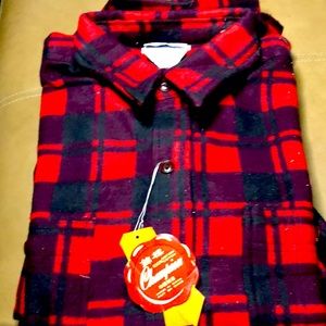 Flanel checkered red shirt